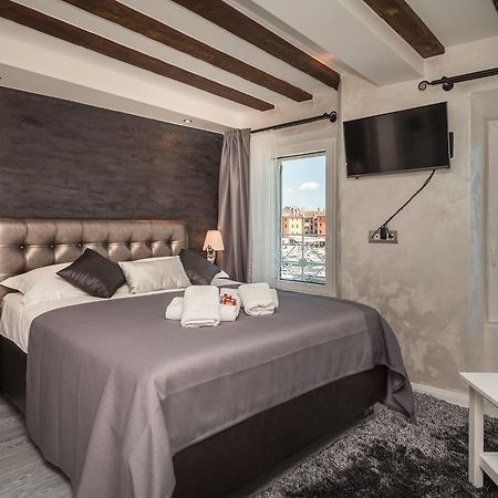 Royal Apartments Ρόβινι Εξωτερικό φωτογραφία