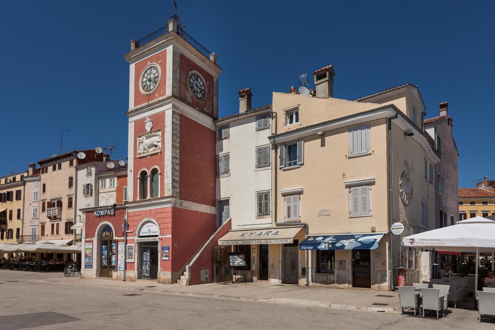 Royal Apartments Ρόβινι Εξωτερικό φωτογραφία